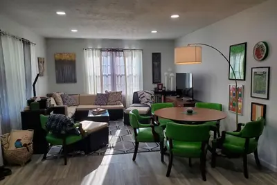 Image de Cozy Corner: Spacious Area & Outdoor Lounges!