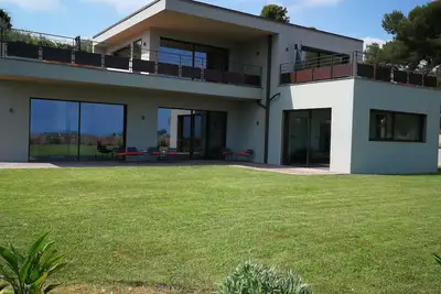 Image de Villa Contemporaine 350 m2 Vue Mer Piscine