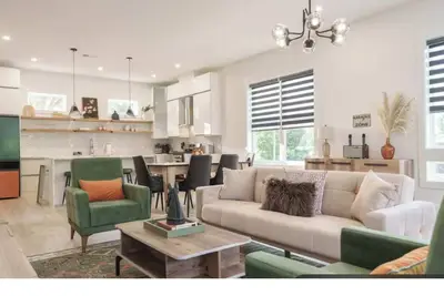 Image de 2 Bedroom - Workspace/Fast WiFi - 2 Car Garage!