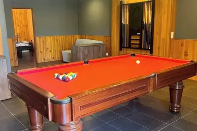 Image de Beautiful 1-bedr. apartment for rent with games room and barbecue - 123m² of private space