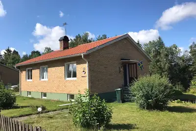 Image de Cozy, newly renovated cottage on a natural plot on the edge of the forest