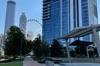 Image de Wyndham Atlanta by Centennial Park, 1/2 mile walk to Mercedes-Benz Stadium