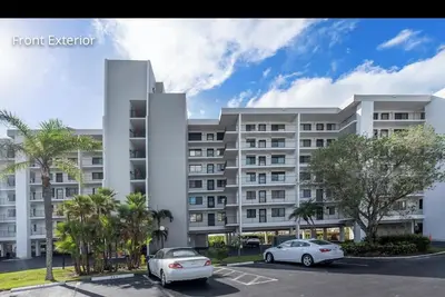 Image de Marvelous waterfront 2-bedroom condo in Bonita Springs-30 days in advance notice