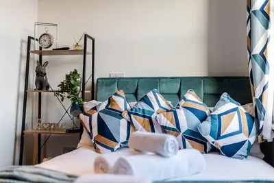 Image de London quality budget studio with private bathroom/kitchen