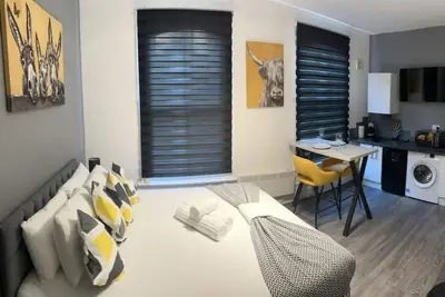 Image de London studio, perfect stay, close to underground/train