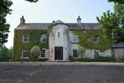 Image de Luxury Farmhouse on 16 Acres | Lake, Bar, Trails | Near Belfast | Sleeps 16+