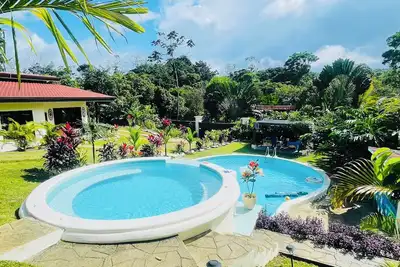 Image de La Fortuna! Private Villas Minutes from La Fortuna w/ Private Pool Large Groups