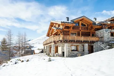 Image de Le Zelfée – Chalet cosy pour 4, entre pistes et plan d’eau