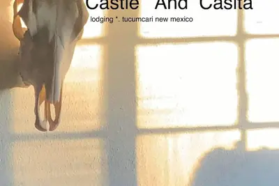 Image de 2 bedroom artful Castle in the Heart of Tucumcari! Walk to restaurants & museums