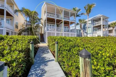 Image de Waterfront townhouse in Angler's Club