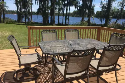 Image de Near Disney! Lakefront 3-bedroom 2 bath home in Winter Garden
