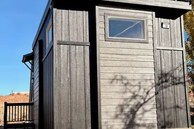 Image de Ultra Luxury Tiny Home with Deck #1a