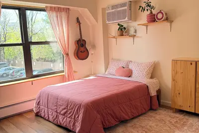 Image de Whole Hackensack Apartment close to Nyc and MetLife