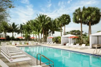 Image de Steps from Ocean, Dining & Shopping – Breakfast & Outdoor Pool - 4 Unit