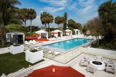 Image de 4 Cozy Studios in Surfside | Walk to Beach, Shops, and Restaurants