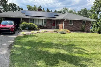 Image de Spacious 4-Br House Close to Everything in Christiansburg, Blacksburg & Radford