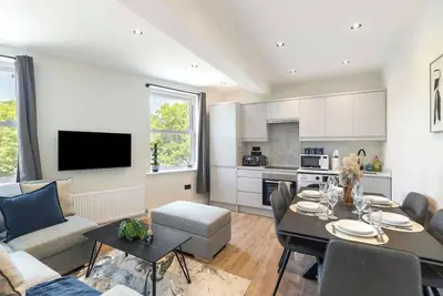 Image de Kew View Suite 2br Sleeps 9, near Central London