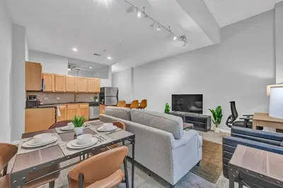 Image de Playhouse Square Condo • Downtown • Free Parking