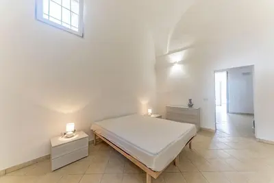 Image de Vaulted mansion renovated spacious, with outdoor space 5min from Lecce