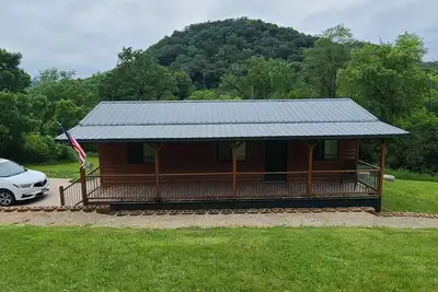 Image de Charming Cabin in the Woods and Near the Mississippi