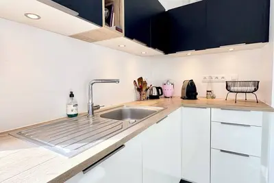Image de Maison lumineuse avec jardin à 50m de la mer