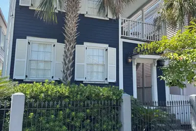 Image de Spring Street Retreats, Unit A
