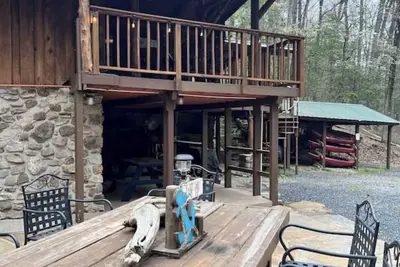 Image de Large private & beautiful home on Lake Ouachita - Perfect for large gatherings!
