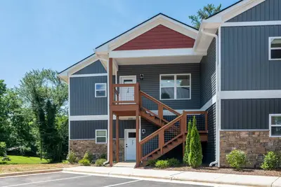 Image de 2 Bedroom Condo in Downtown Brevard