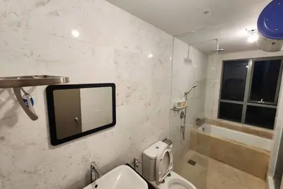 Image de 2-bedroom condo with Ac, fitness room in enchanting Taman Melaka Raya