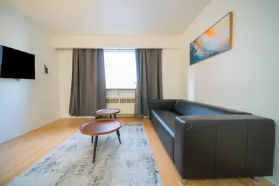 Image de Pet Friendly Furnished 1-bedroom apartment in 1925 Nelson Vancouver