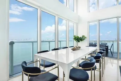Image de Roami at The Current | Miami | Waterfront 3bd #14