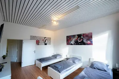 Image de Monteurwohnung für 8 Personen in Gülzow – Wlan, Aufenthaltsraum, Parkplatz, Nähe Hamburg - RZ02a