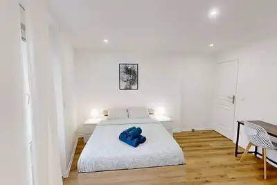 Image de Appartement 'Cosy Calme Bord De Seine Jardin' avec Balcon et Wi-Fi