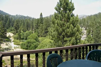 Image de 2 Bedroom with Beautiful Views (1307ar)