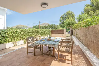 Image de New Listing. Ground Floor Apartment Fenicia
