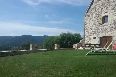 Image de Maison de vacances 'Le Panorama' avec vue sur la montagne, terrasse partagée et Wi-Fi