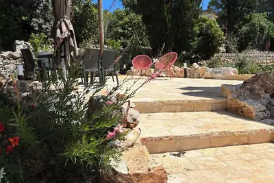 Image de Villa with garden view on trulli
