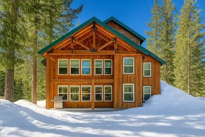 Image de Evergreen House in heart Government Camp