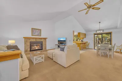 Image de Cozy and Pet-Friendly Home on Sunriver’s North End