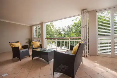 Image de Spacious Stay | 3 Beds + Cot | Near Cafes & Ferry