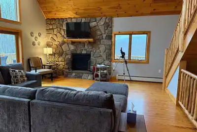 Image de Modern 3br/4ba Windham chalet w/ hot tub, views & mins to ski, bars, dining!