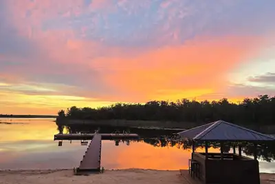 Image de Home at Lake Placid - Lakefront Beach & Equestrian Center