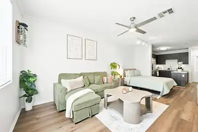 Image de Tropical Living 1-bedroom apartment in Marina del Rey with fitness room, Ac