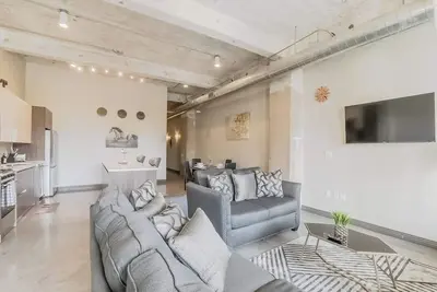 Image de Amyfinehouse|Breakfast+Valet+Steps to Attractions