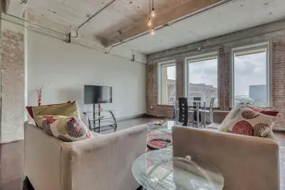 Image de Resort-Style Loft w/ Free Valet