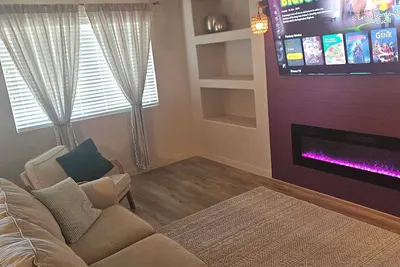 Image de Escape to High Haven House: Your Cozy Home Away from Home!