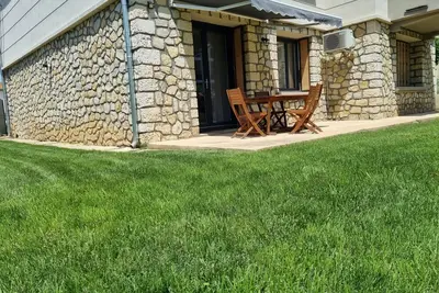 Image de Appartement au calme dans un écrin verdoyant