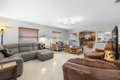 Image de Tampa Getaway - Sleeps 12 - Near Riverwalk & Downtown