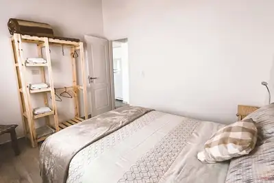 Image de Central and bright apartment