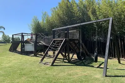 Image de Apart Club San Pedro, on the Parana River, for nature lovers.